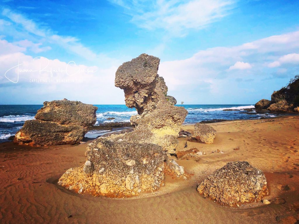 Limestone Rocks in Billy’s Bay Juana Rafaela Photography